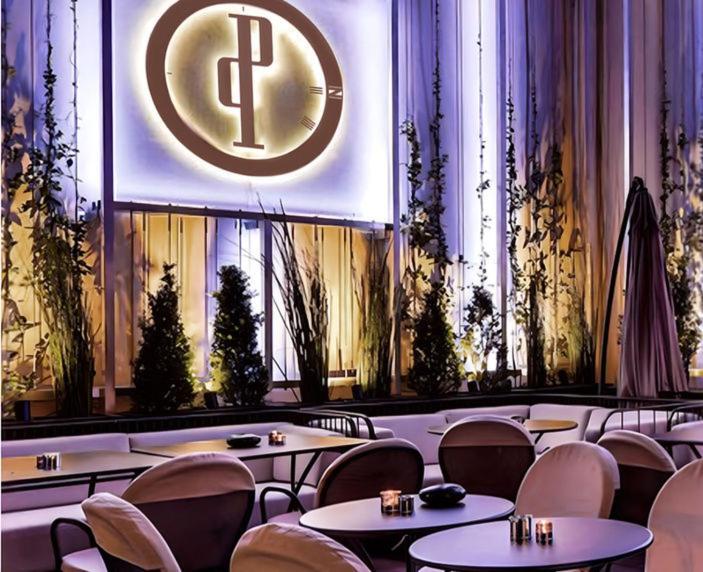 Appartamento Luxury Arc Of Triumph Parigi Esterno foto